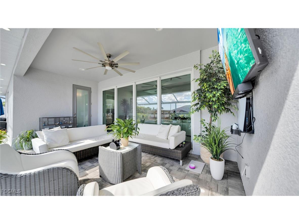 2214 SE 27th Terrace Cape Coral FL 33904 2026002170 image17