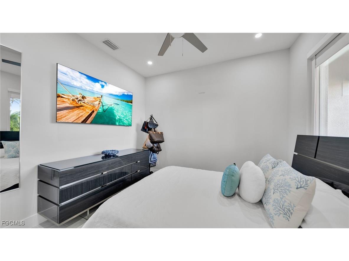 2214 SE 27th Terrace Cape Coral FL 33904 2026002170 image26