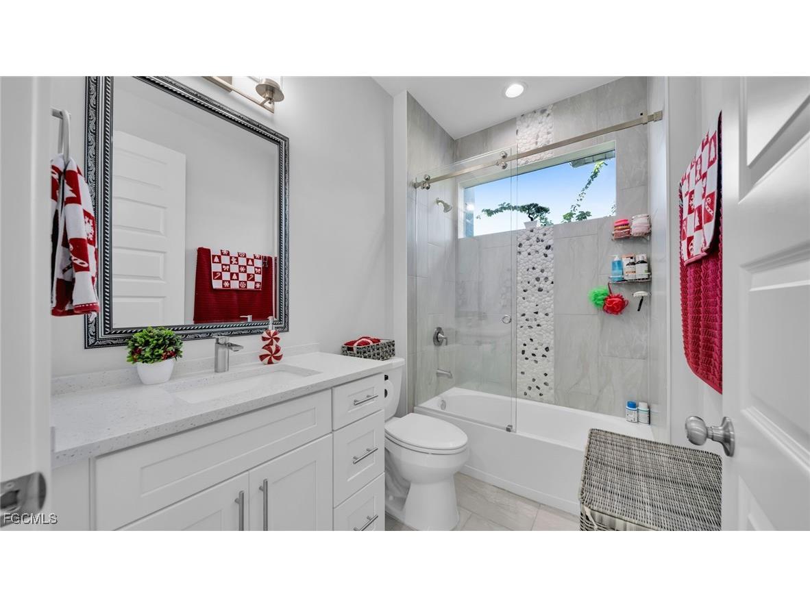 2214 SE 27th Terrace Cape Coral FL 33904 2026002170 image27