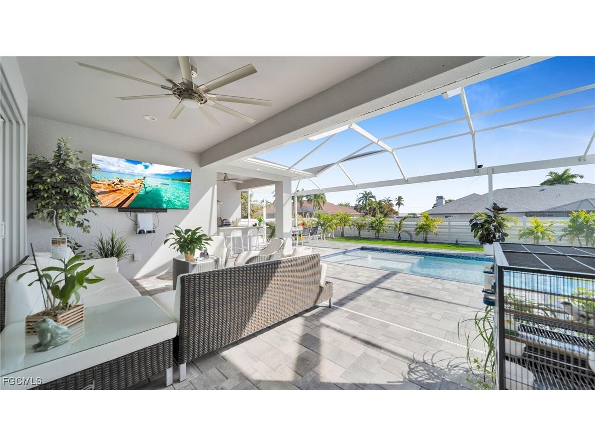 2214 SE 27th Terrace Cape Coral FL 33904 2026002170 image9