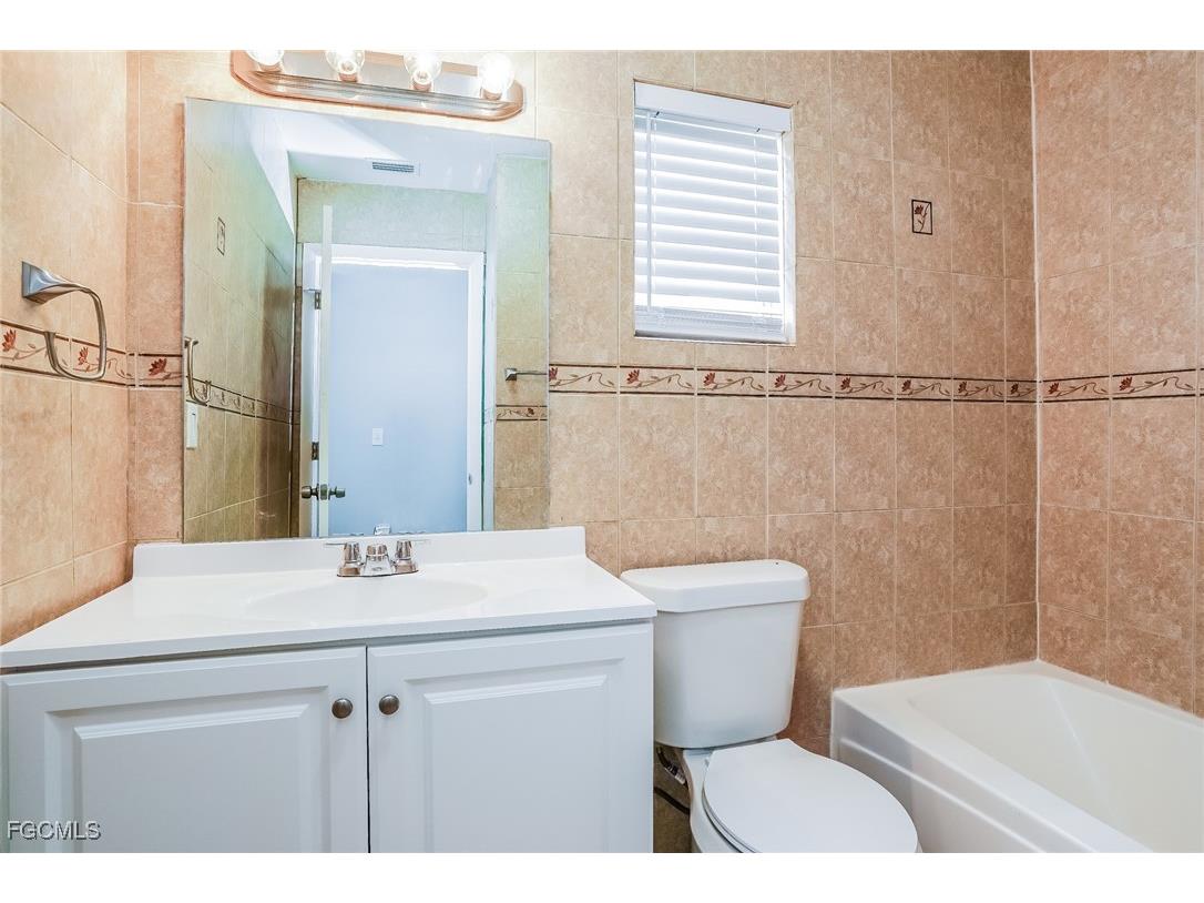 2214 SW 2nd Court Cape Coral FL 33991 2025015244 image14