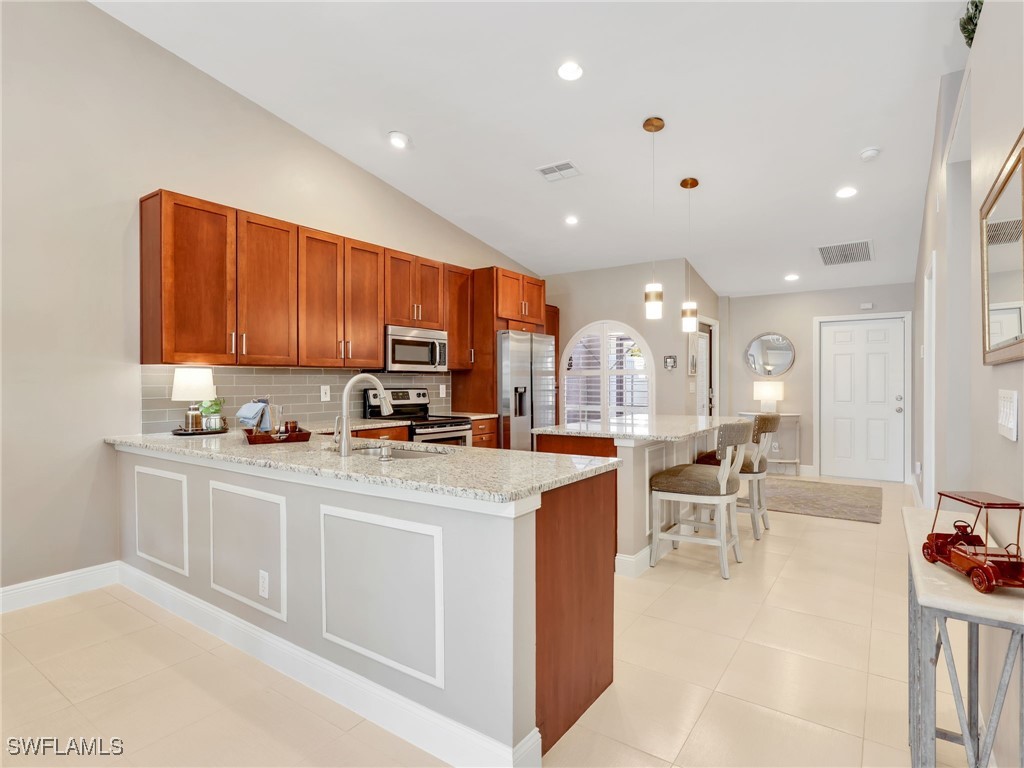 2214 Stacil Circle #27 Naples FL 34109 225083878 image9