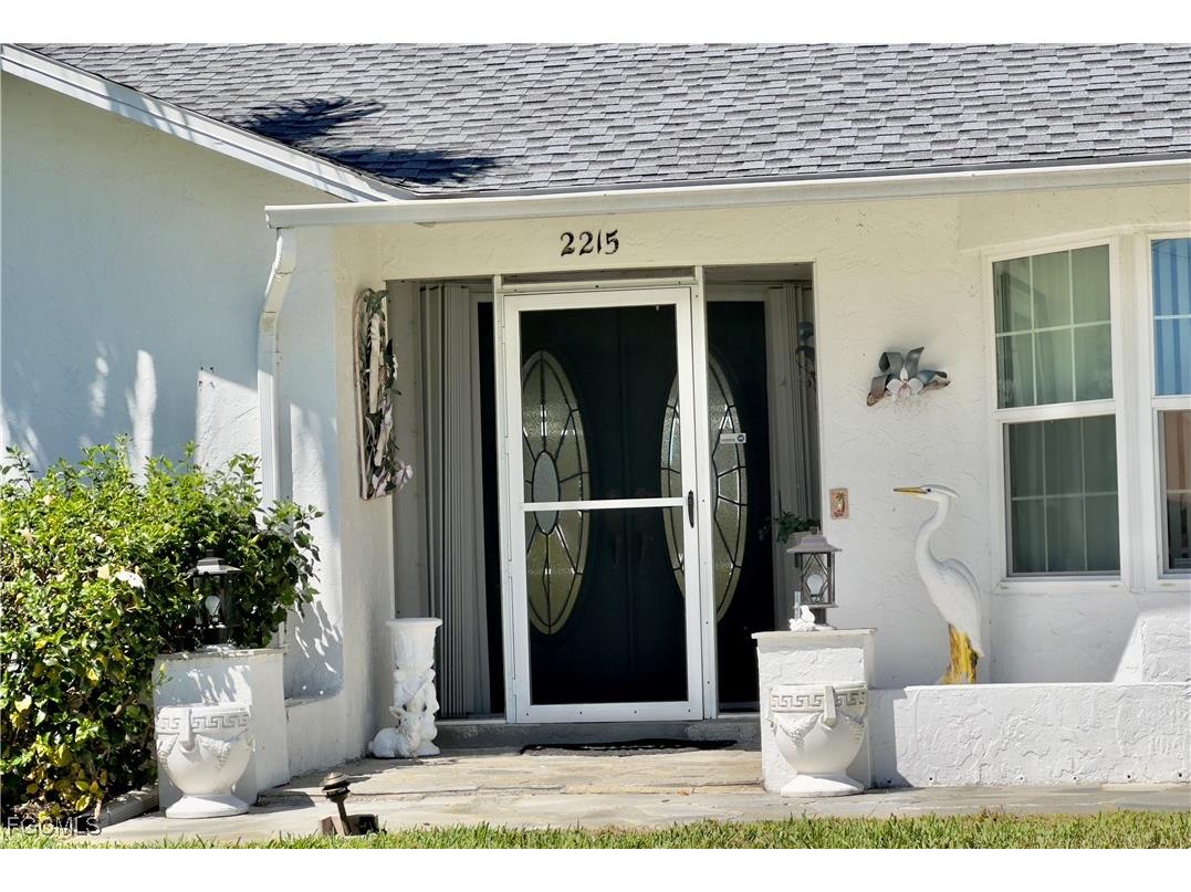 2215 Channel Way North Fort Myers FL 33917 2025004401 image18