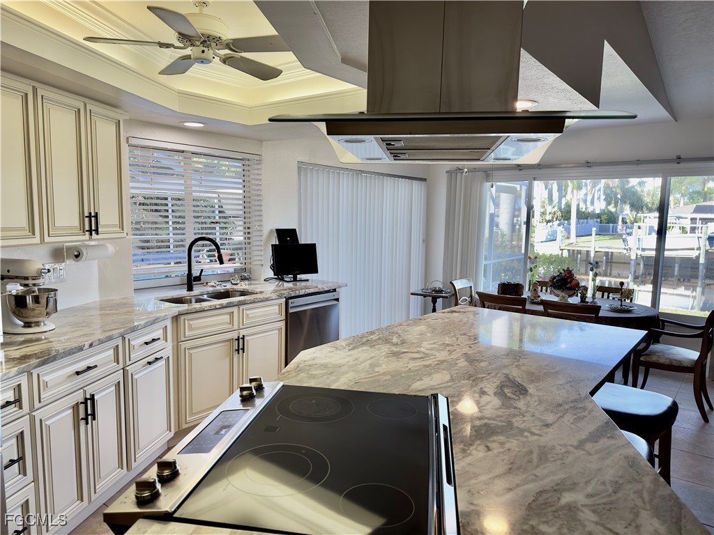 2215 Channel Way North Fort Myers FL 33917 2025004401 image26