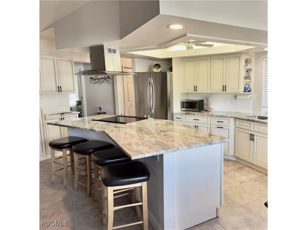 2215 Channel Way North Fort Myers FL 33917 2025004401 image3