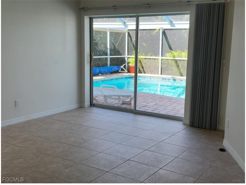 2215 Channel Way North Fort Myers FL 33917 2025004401 image4