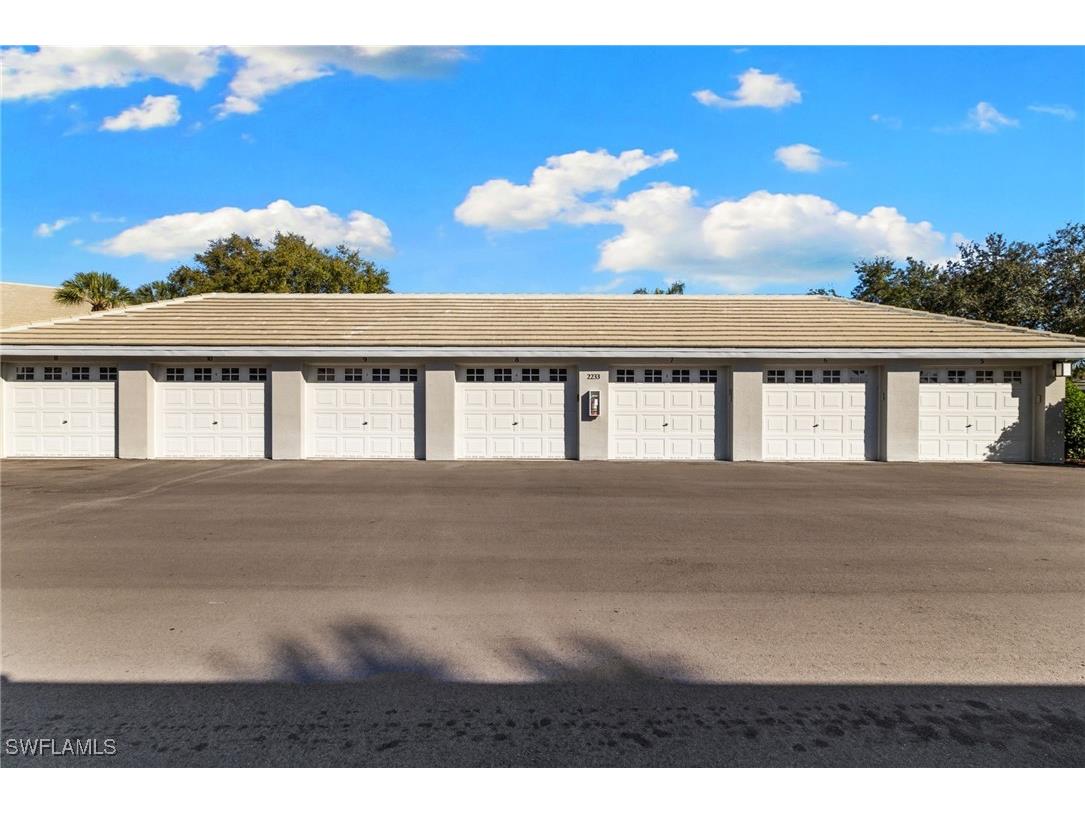 2215 Chesterbrook Court #203 Naples FL 34109 226001650 image28
