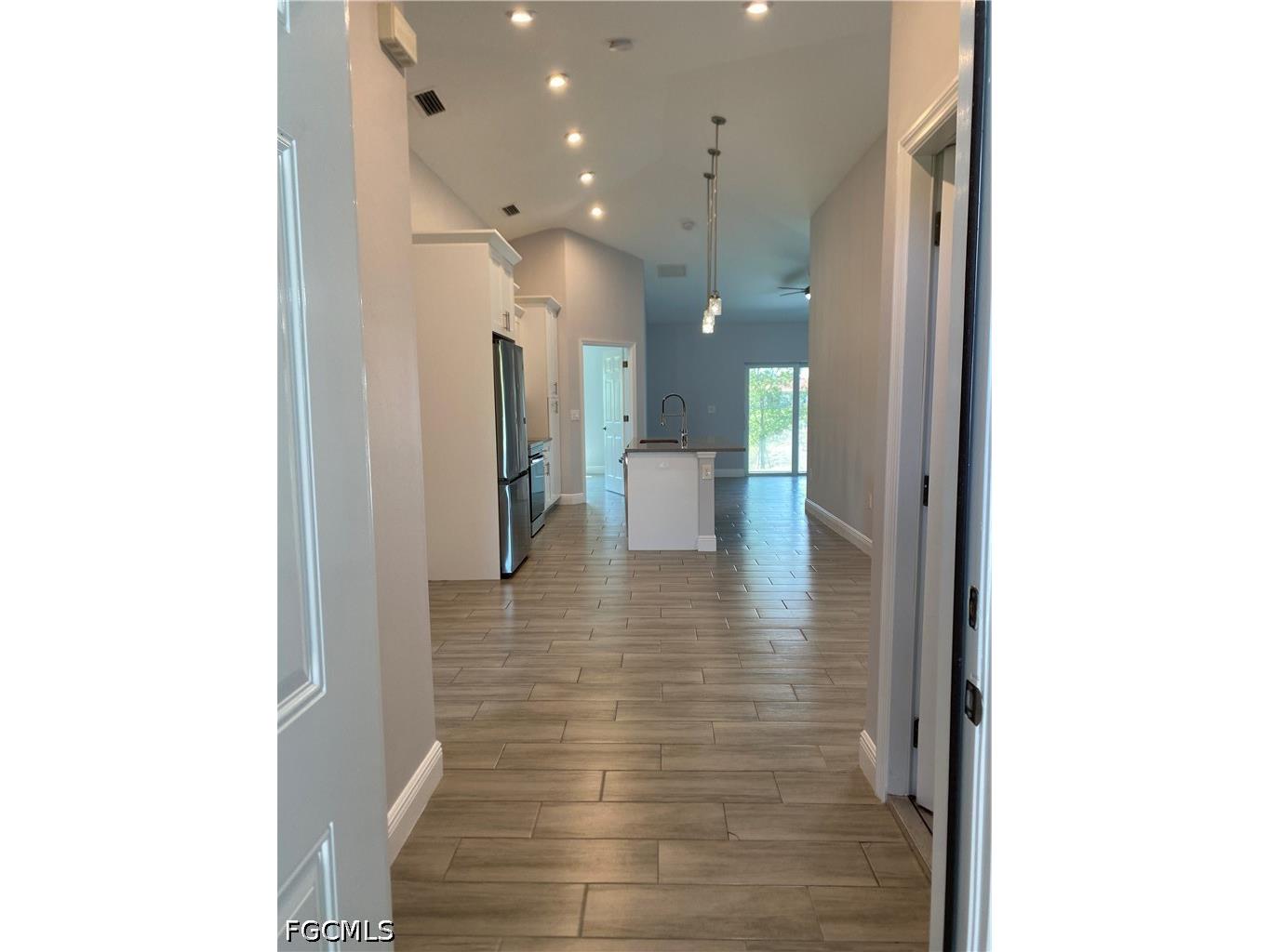 2215 Hogan Drive Lehigh Acres FL 33973 2026029180 image1