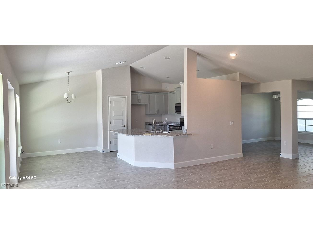 2215 NE 22nd Place Cape Coral FL 33909 225037935 image23