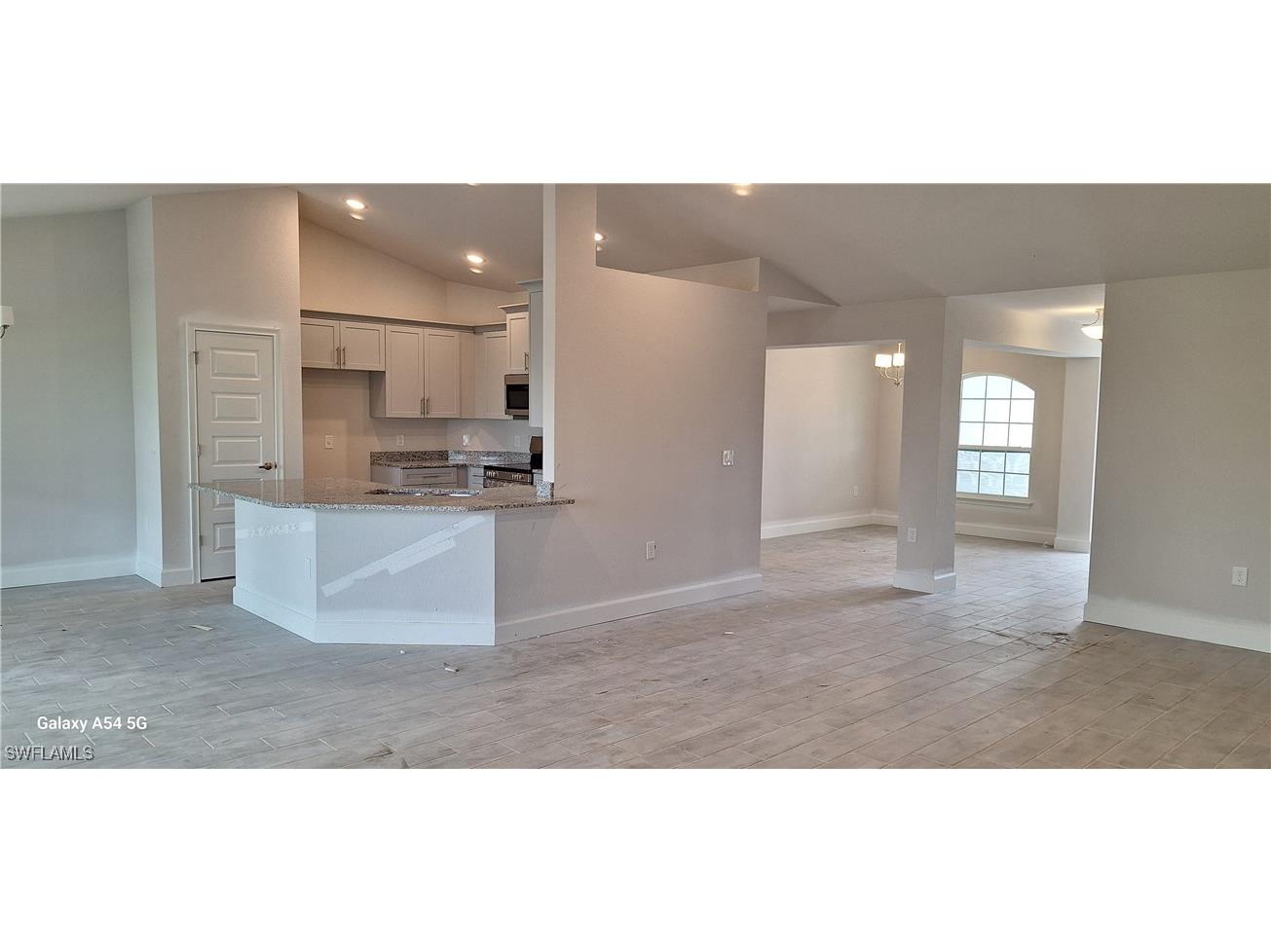 2215 NE 22nd Place Cape Coral FL 33909 225037935 image7