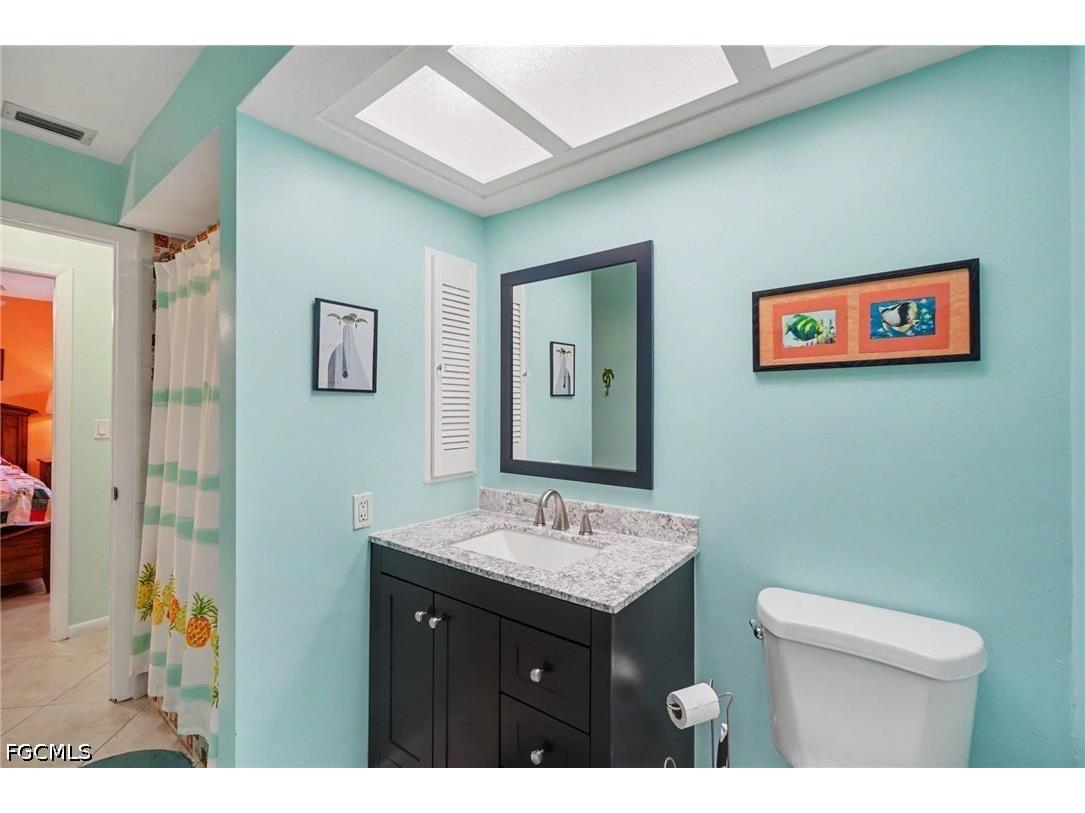 2215 SE 8th Street Cape Coral FL 33990 2026021520 image19