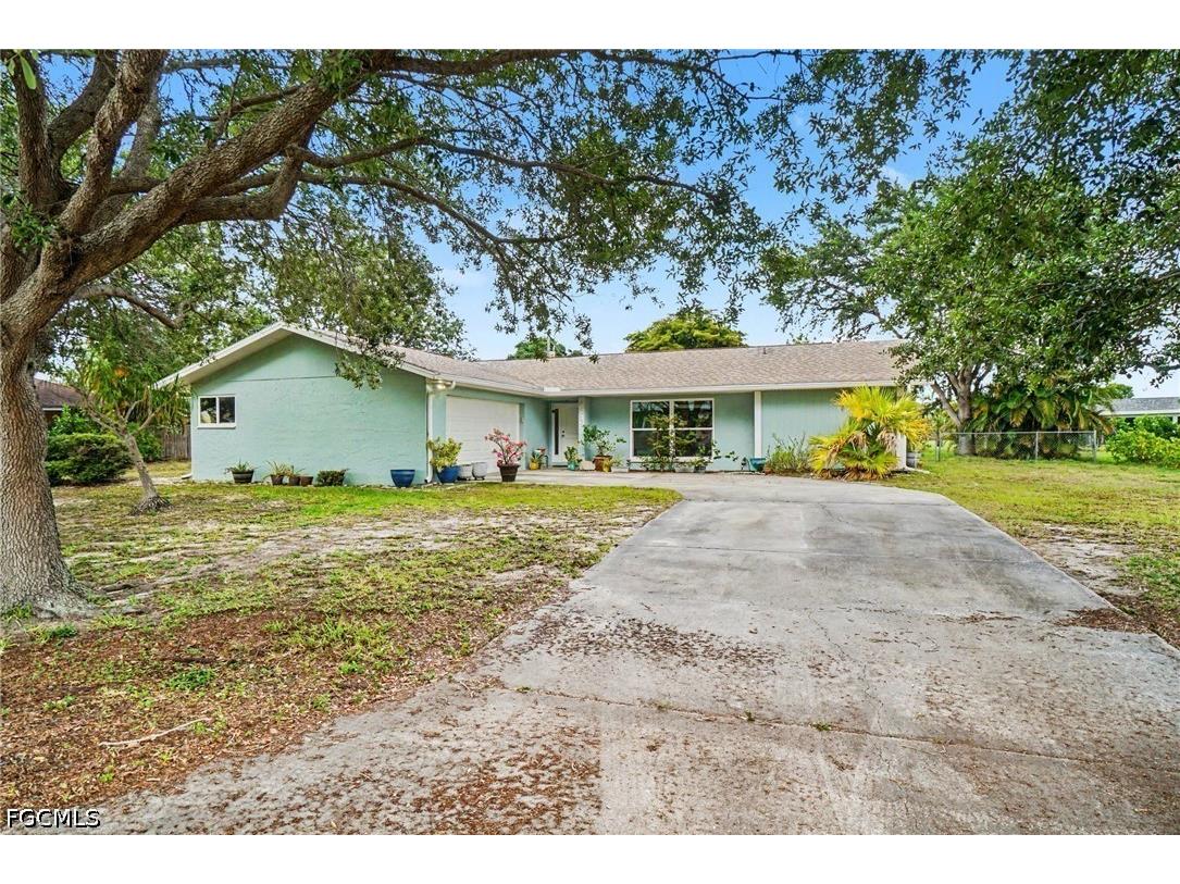 2215 SE 8th Street Cape Coral FL 33990 2026021520 image2