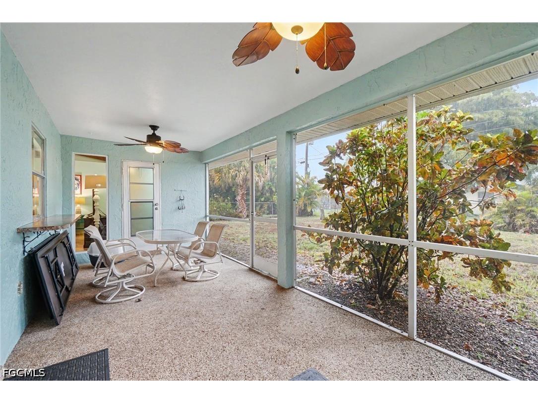 2215 SE 8th Street Cape Coral FL 33990 2026021520 image22