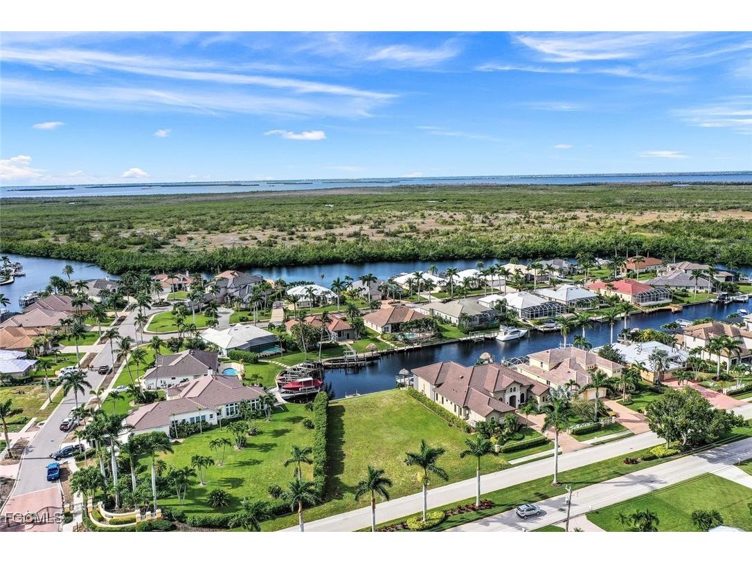 2216 El Dorado Parkway W Cape Coral FL 33914 2025005947 image2