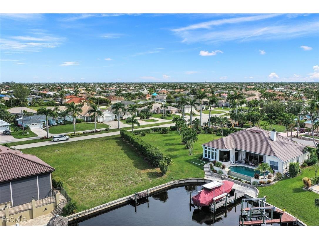 2216 El Dorado Parkway W Cape Coral FL 33914 2025005947 image5