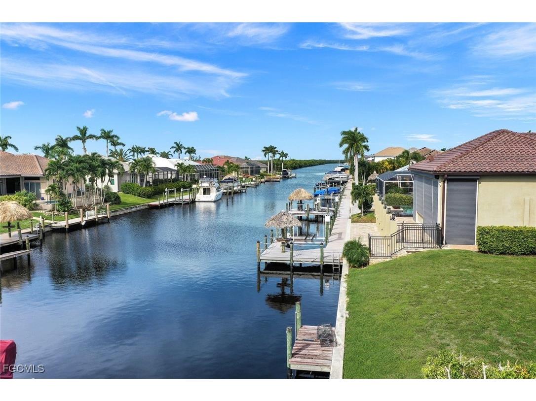 2216 El Dorado Parkway W Cape Coral FL 33914 2025005947 image7