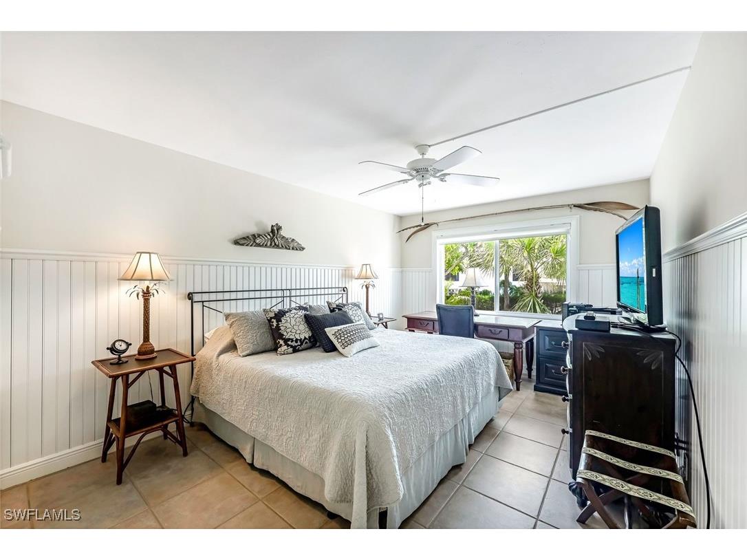 2216 Gulf Shore Boulevard N #R3 Naples FL 34102 225059694 image13