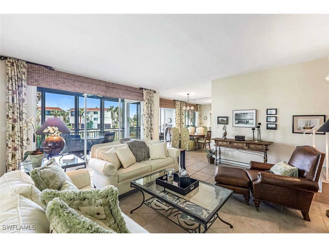 2216 Gulf Shore Boulevard N #R3 Naples FL 34102 225059694 image2