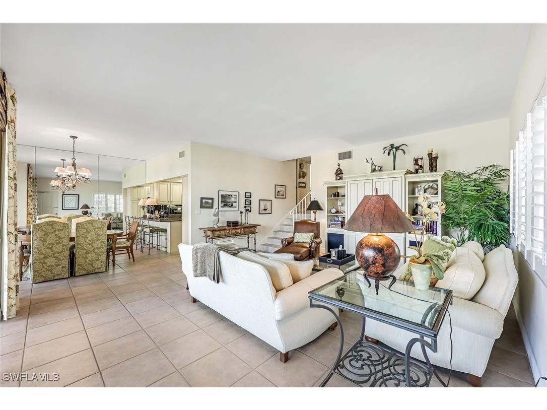 2216 Gulf Shore Boulevard N #R3 Naples FL 34102 225059694 image4