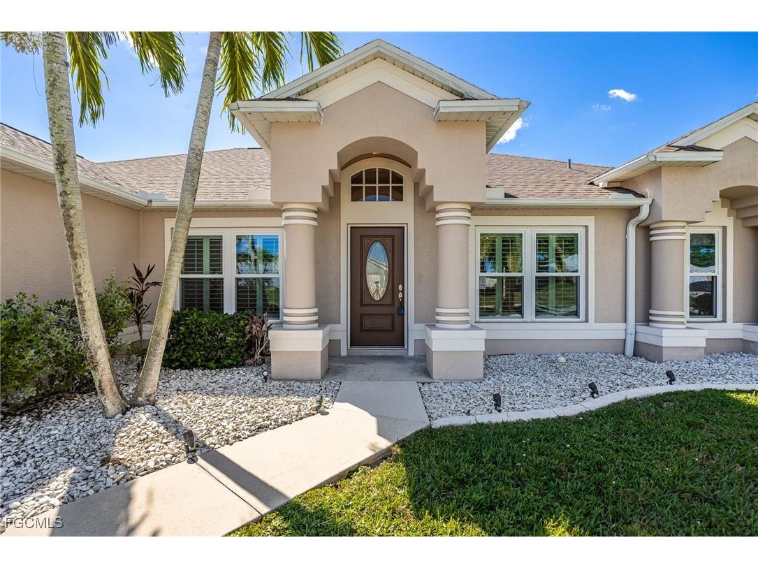 2216 NE 3rd Terrace Cape Coral FL 33909 2025012435 image1