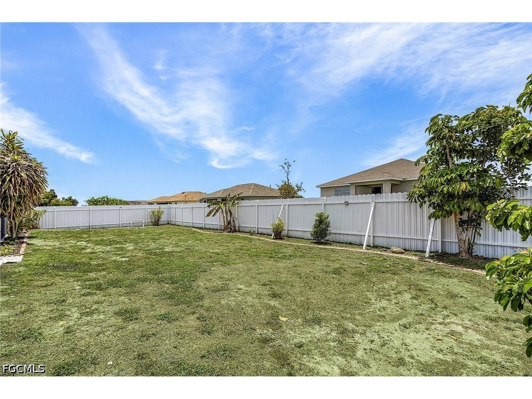 2216 NE 7th Place Cape Coral FL 33909 2026020908 image15