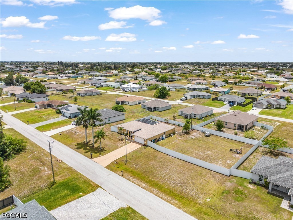 2216 NE 7th Place Cape Coral FL 33909 2026020908 image20