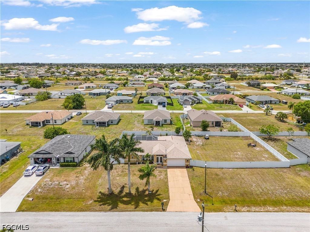 2216 NE 7th Place Cape Coral FL 33909 2026020908 image21