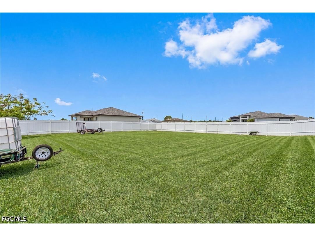 2216 NE 7th Place Cape Coral FL 33909 2026020908 image3
