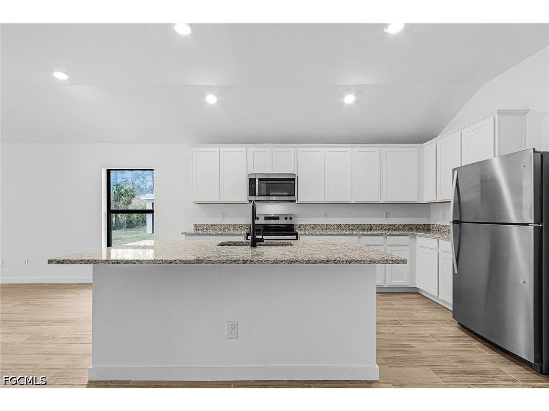2216 NW 2nd Place Cape Coral FL 33993 2026021121 image2