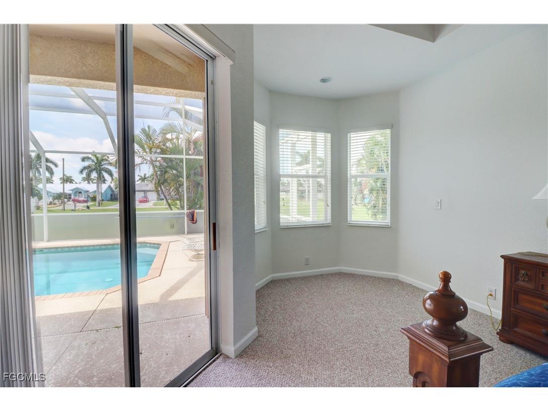 2216 SW 43rd Lane Cape Coral FL 33914 2025000639 image18