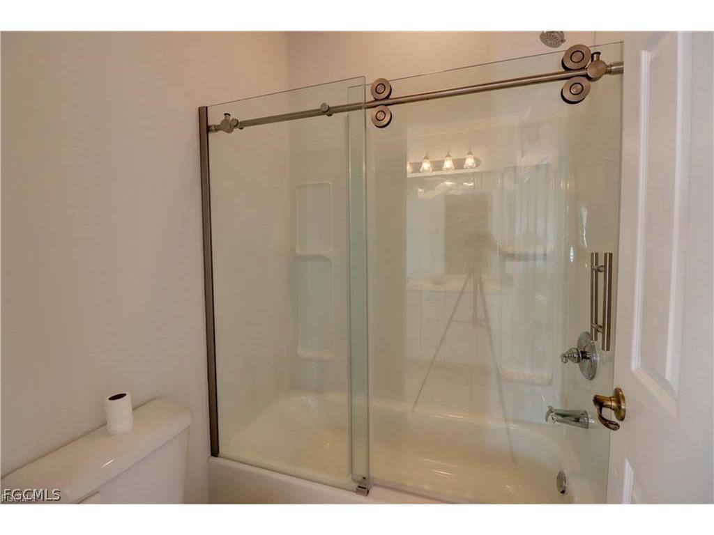 2216 SW 43rd Lane Cape Coral FL 33914 2026011027 image7