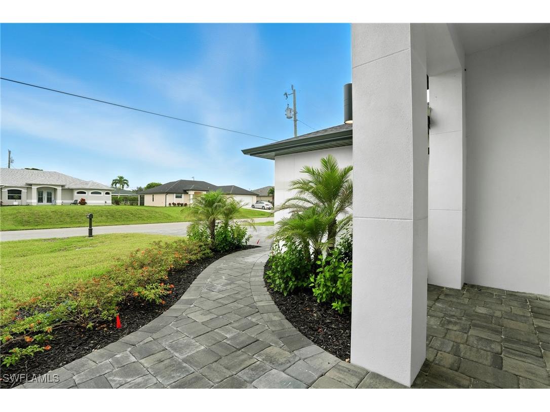 2216 SW 4th Avenue Cape Coral FL 33991 225070381 image6