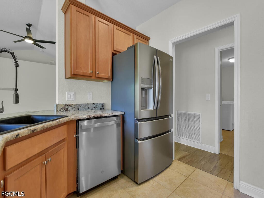 2216 SW 8th Court Cape Coral FL 33991 2026013417 image12