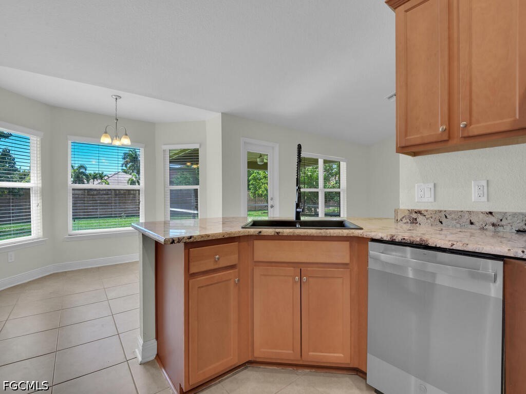 2216 SW 8th Court Cape Coral FL 33991 2026013417 image13