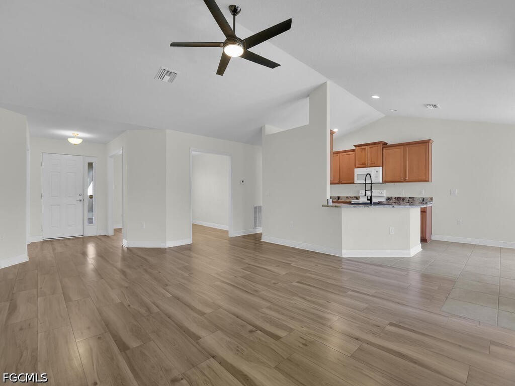 2216 SW 8th Court Cape Coral FL 33991 2026013417 image22