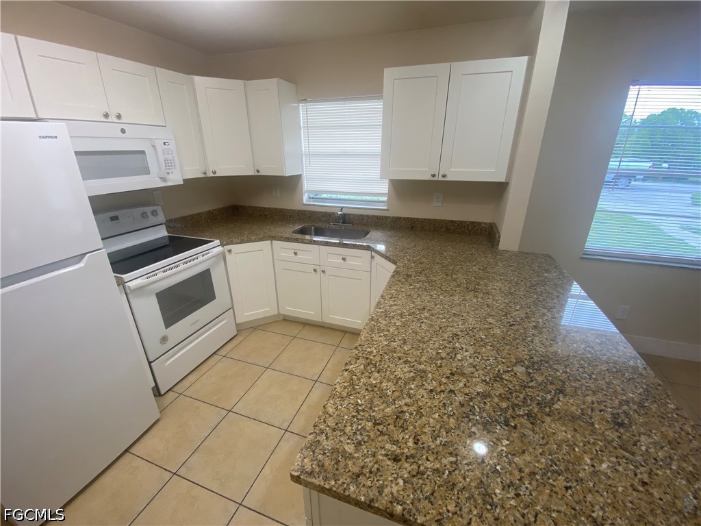 2217-2219 Violet Drive #2217 Fort Myers FL 33905 2026029510 image5