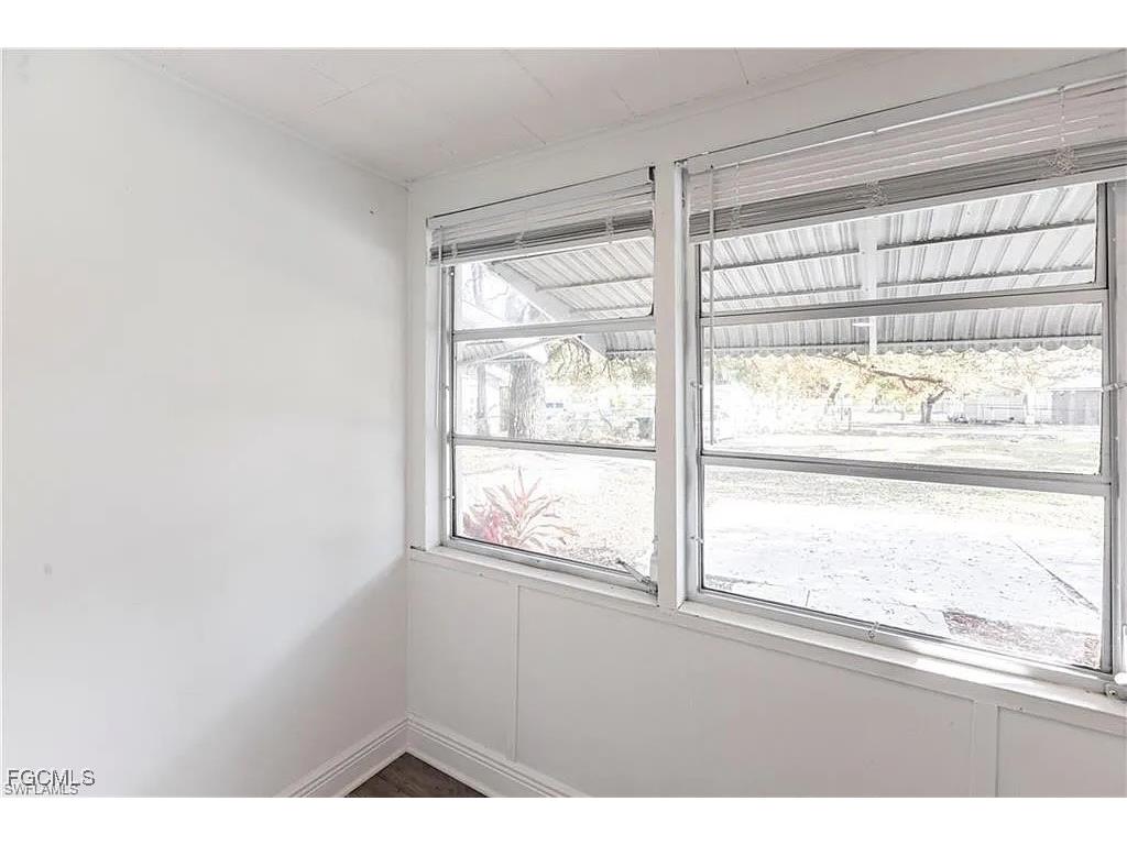 2217 Dora Street Fort Myers FL 33901 2025015746 image24