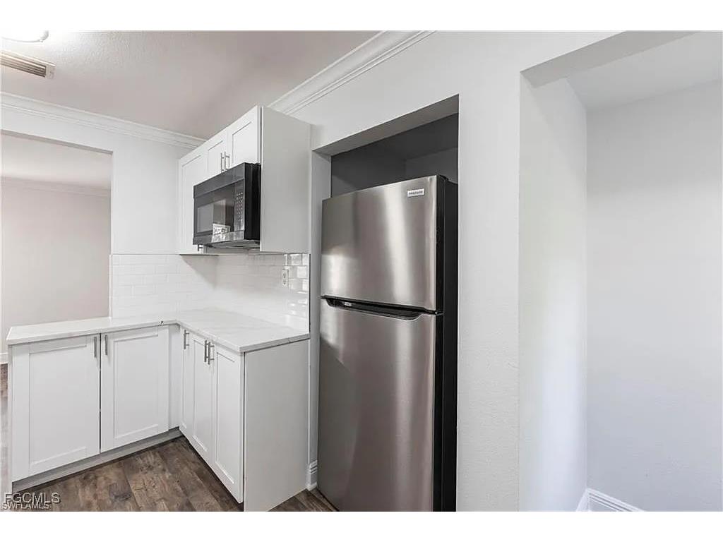 2217 Dora Street Fort Myers FL 33901 2025015746 image9