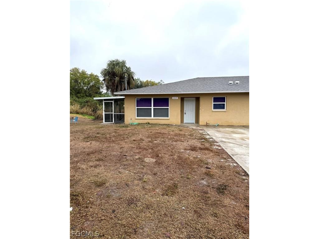 2217 Leda Avenue S Lehigh Acres FL 33973 2026006782 image1