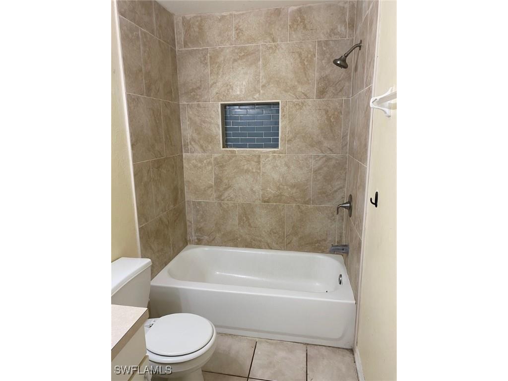 2217 Leda Avenue S Lehigh Acres FL 33973 225053002 image5