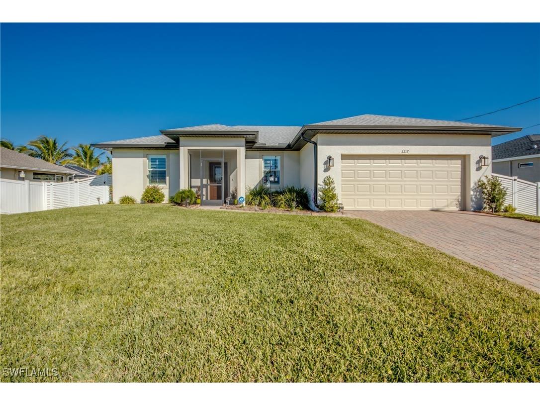 2217 NE 33rd Lane Cape Coral FL 33909 225003270 image1