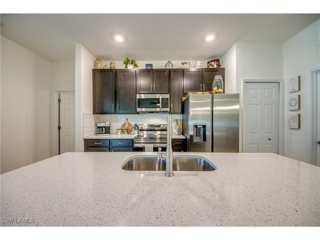 2217 NE 33rd Lane Cape Coral FL 33909 225003270 image20