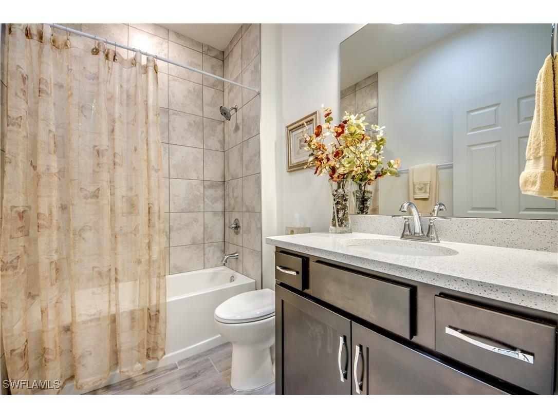 2217 NE 33rd Lane Cape Coral FL 33909 225003270 image35