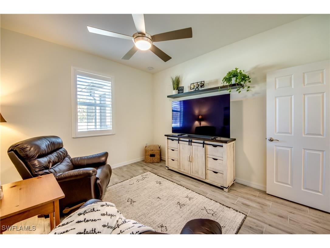 2217 NE 33rd Lane Cape Coral FL 33909 225003270 image36