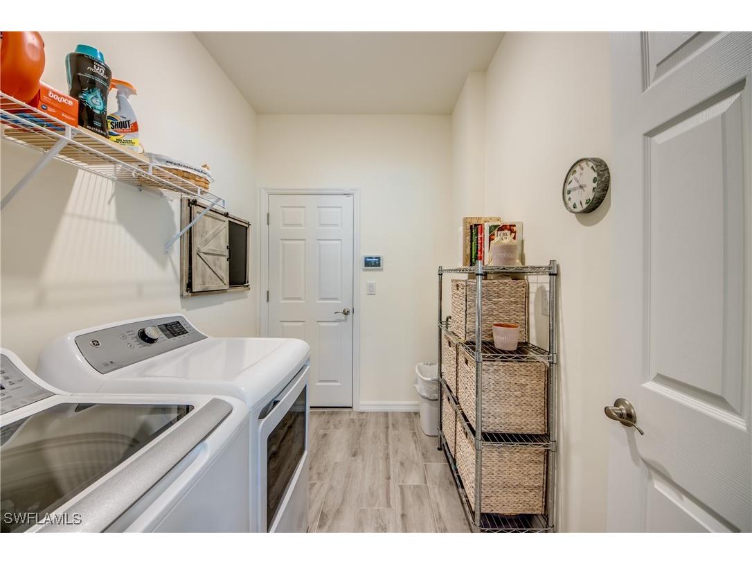 2217 NE 33rd Lane Cape Coral FL 33909 225003270 image38