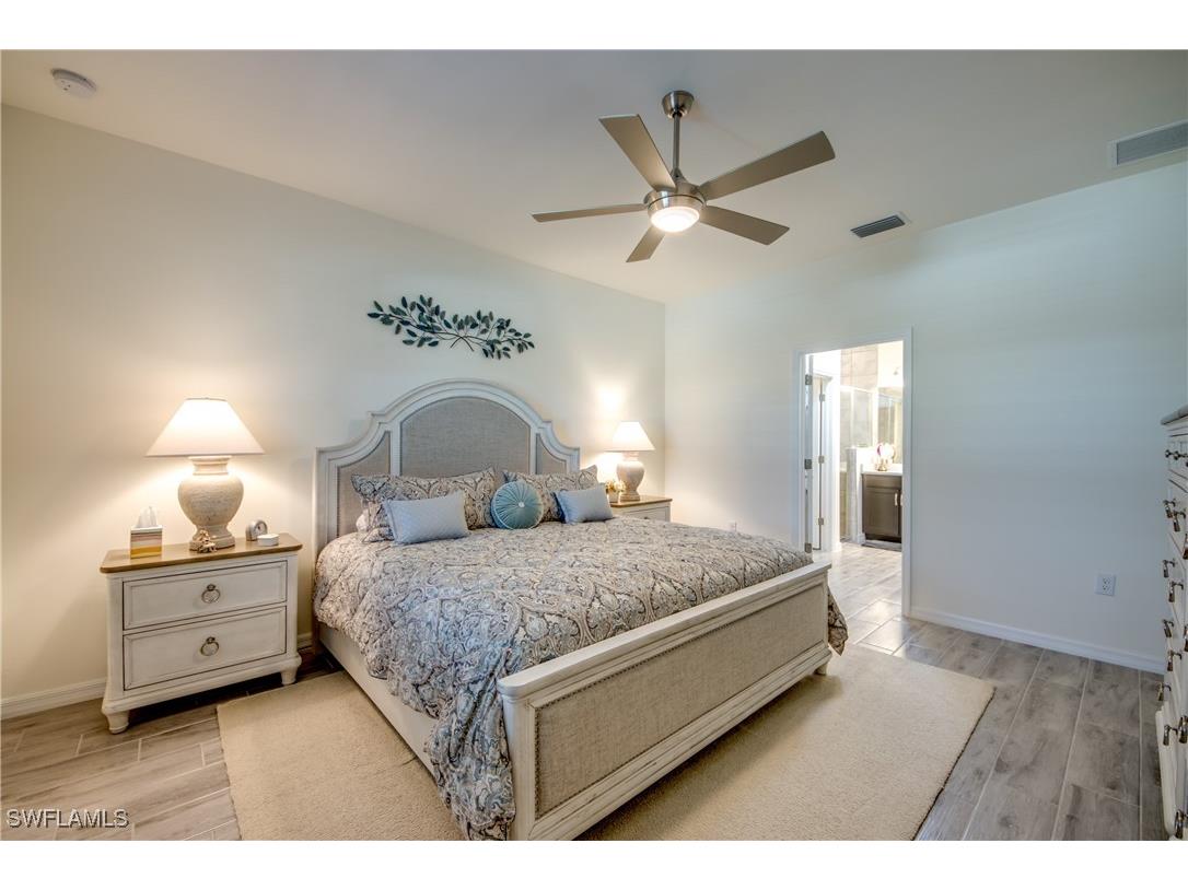 2217 NE 33rd Lane Cape Coral FL 33909 225003270 image8
