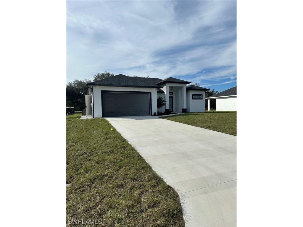 2217 Robert Avenue Alva FL 33920 224006846 image1