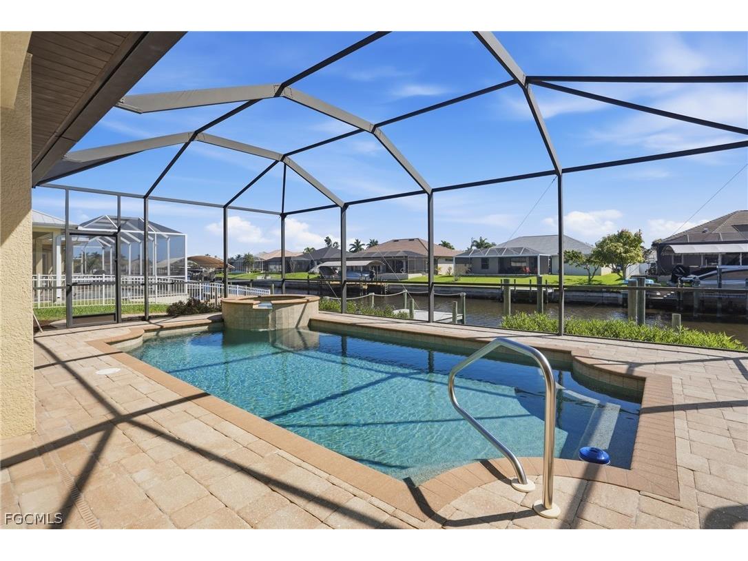 2217 SE 19th Avenue Cape Coral FL 33990 2026010019 image2