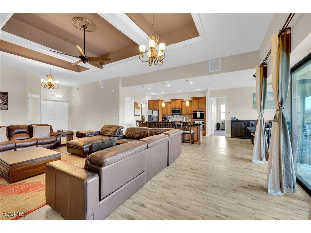 2218 NW 37th Place Cape Coral FL 33993 2025009960 image11