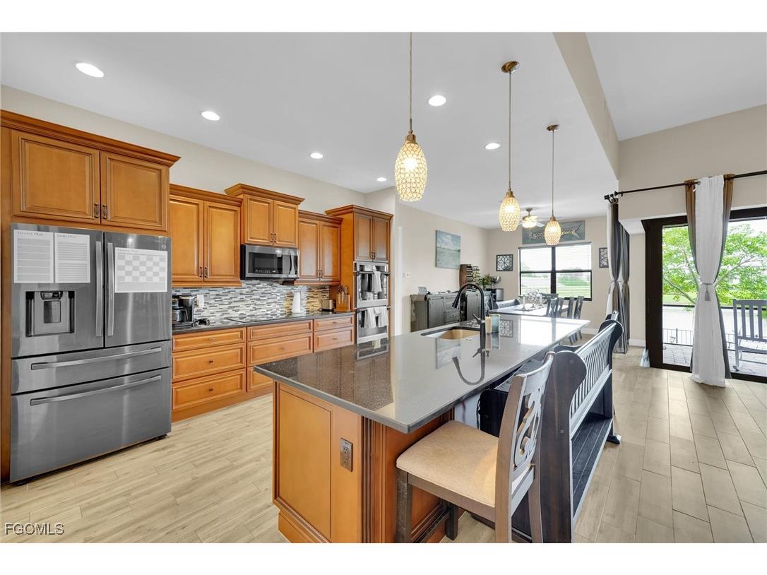 2218 NW 37th Place Cape Coral FL 33993 2025009960 image12